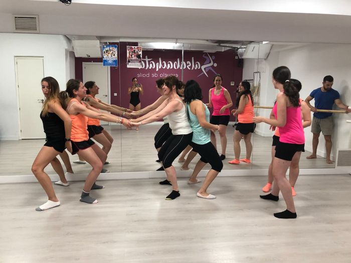 tochaco - Mi despedia: Body Balance, Spa, almuerzo, Pole Dance, Gymkana por Madrid, Show de magia y 