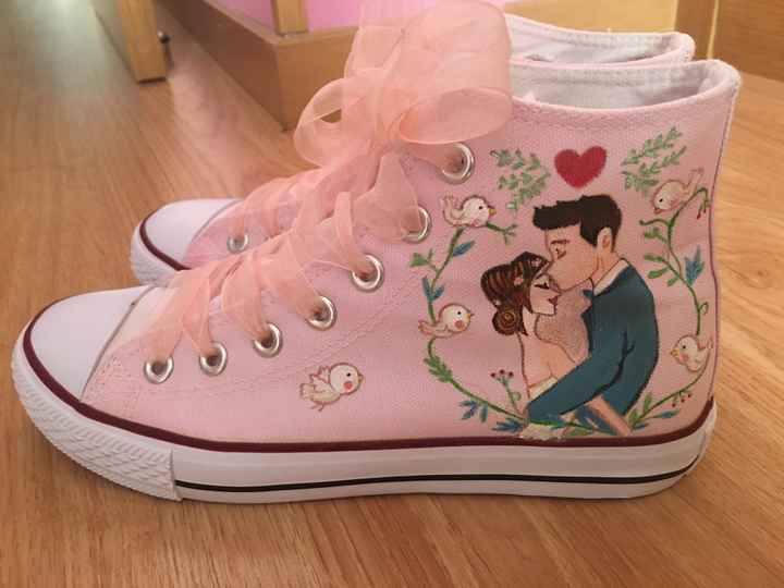 Mis Converse de boda personalizadas... y vamos a por el tercer par de zapatos para ese día!!!!!!! - 