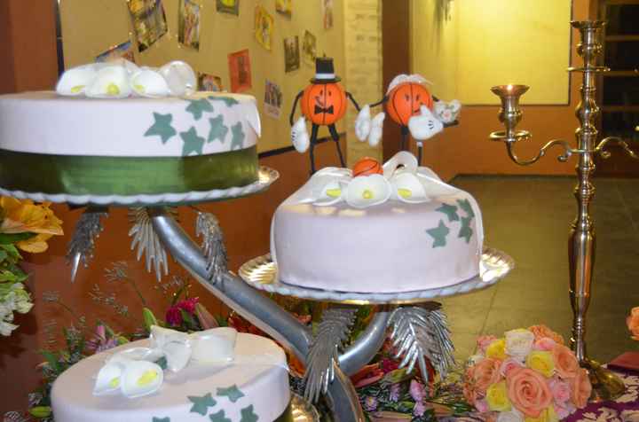los muñecos en la tarta