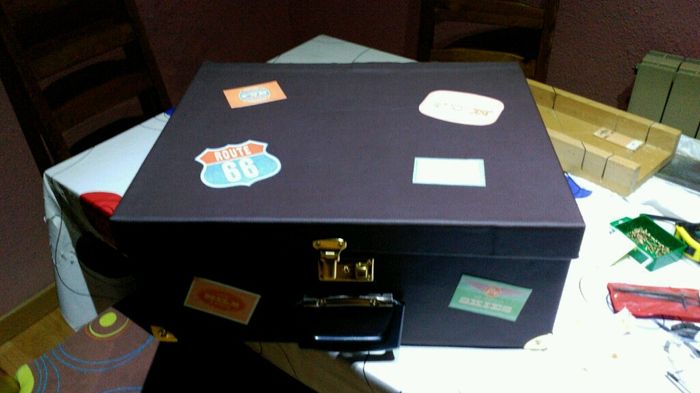 Caja convertida en maleta - 4
