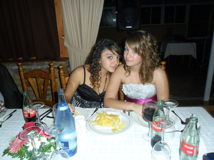 mi dama y una amiga suya
