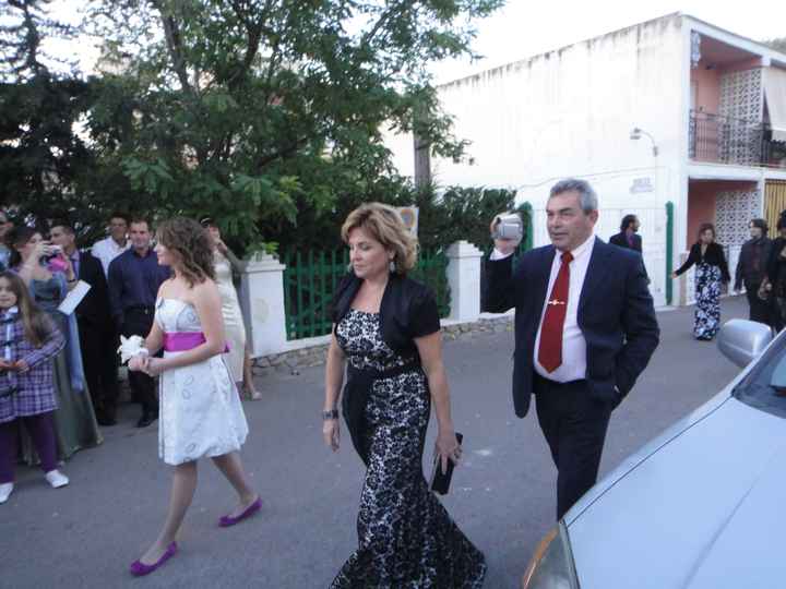 Dama de perfil