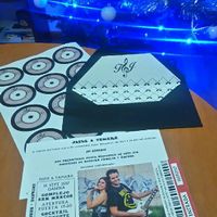 Invitaciones en forma de cd o relacionadas con la música - 1