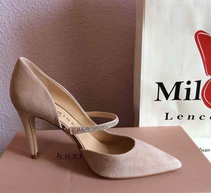 Mis zapatos rosa palo