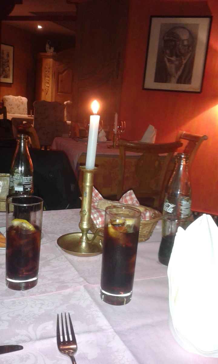 Cena a la luz de la vela