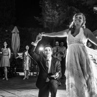 Baile de novios. by Victor Lax