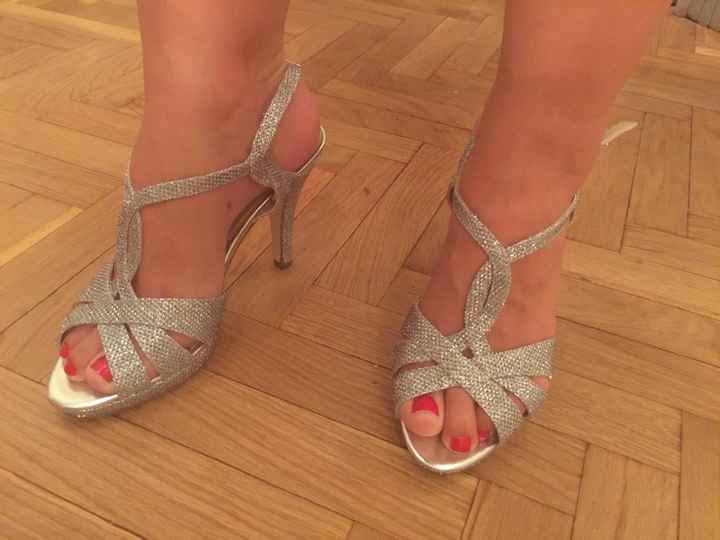 Cuántos centímetros de tacón tienen los zapatos de tu boda? - 1