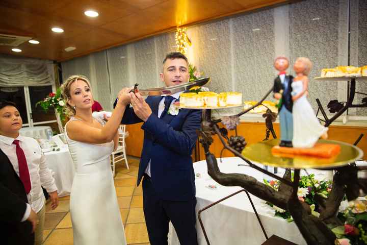 Cortar la tarta de boda, sí o no - 1
