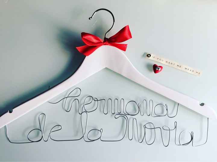 Perchas personalizadas para las damas de honor - 3