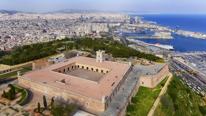 Reino Unido descartado, ¿destinos románticos por el norte de España? - 1