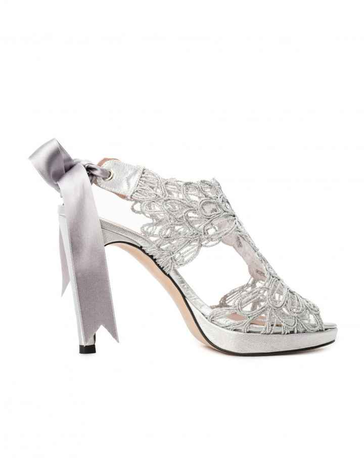 Un toque gris... ¡en los zapatos! - 2