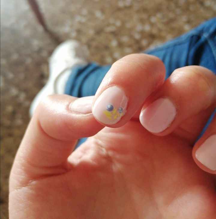 Mis uñas el día b - 1