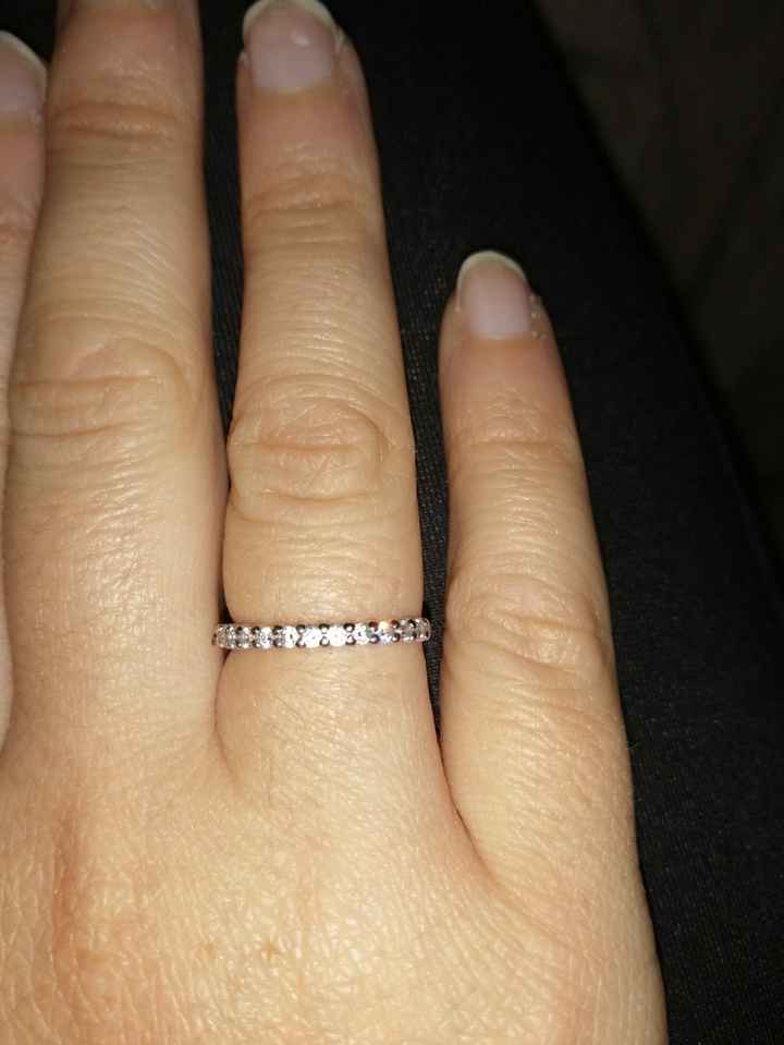 Como es vuestro anillo 💍 de pedida? - 1