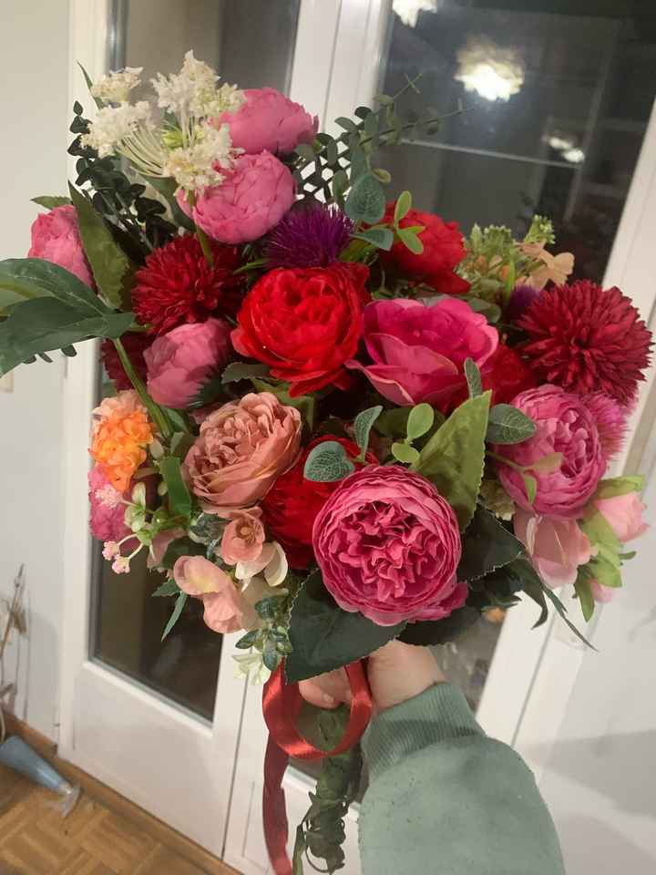 Mi primer arreglo de flores hecho por mi - 1