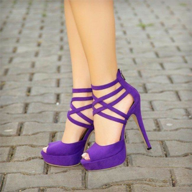 Color de zapatos morado clarito o morado oscuro?? 10