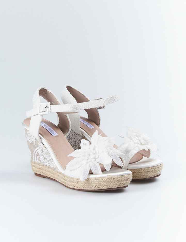 ¡Comparte una foto de tus zapatos! 👠📷 - 1
