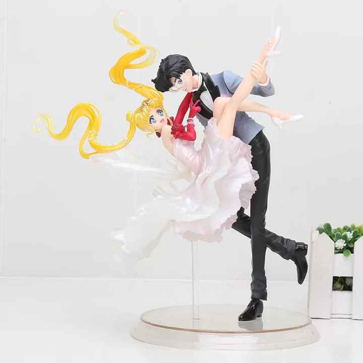 Sailor Moon cake topper 😍 - 1