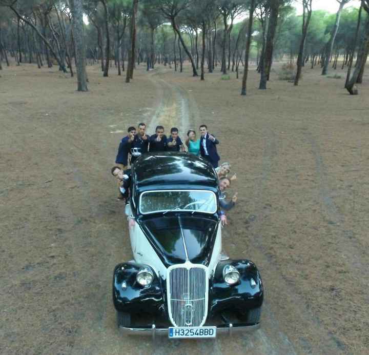 Coche antiguo - 2