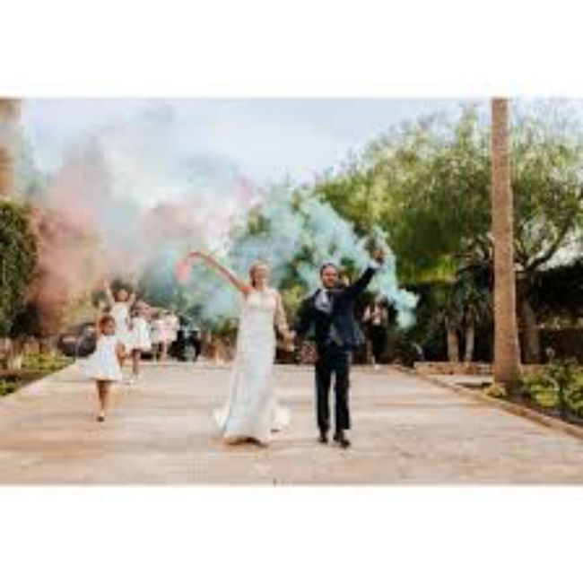 ¿ De que forma dar los detalles personalizados ( embarazadas, hermanos, sois los siguientes) en una boda estilo cocktail ? 1