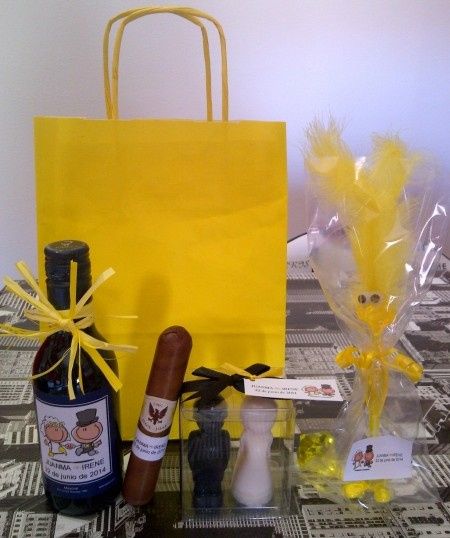 Detalles invitados