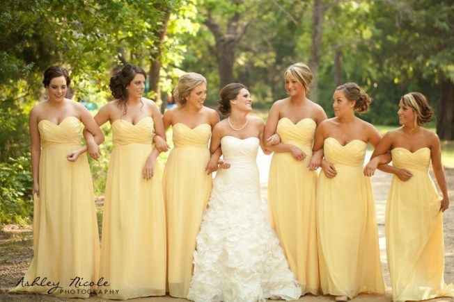 Damas de honor de amarillo 4