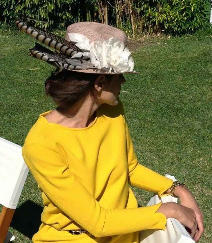 Invitada amarillo 4