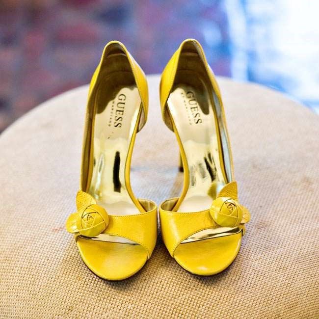 Zapatos amarillo 5