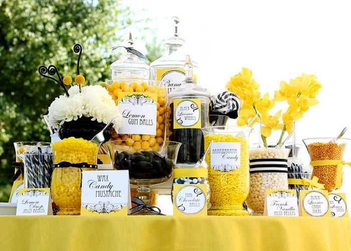 Decoración amarillo 3