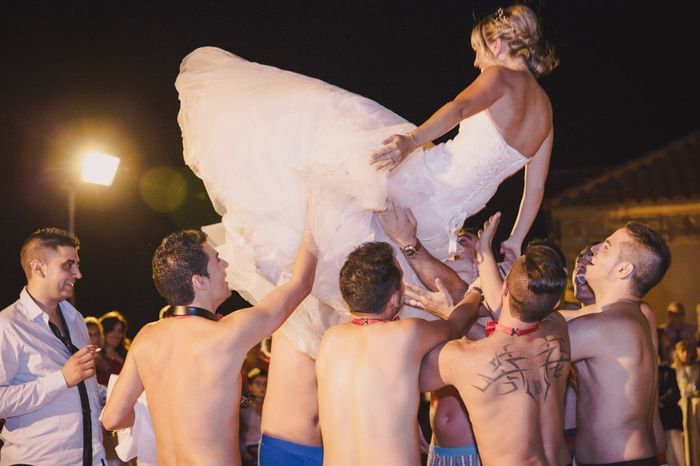 Terminando boda