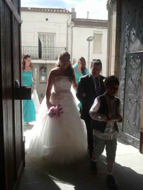 Entrando en el iglesia