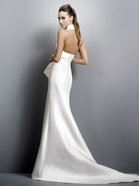 VESTIDOS POR DELANTE Y DETRAS