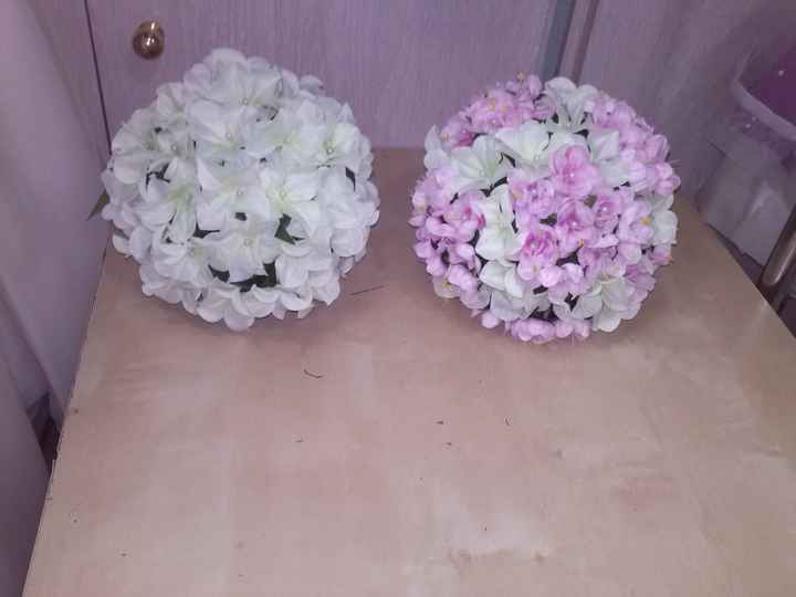 Esferas con flores artificiales y bolsitas de arroz - 2