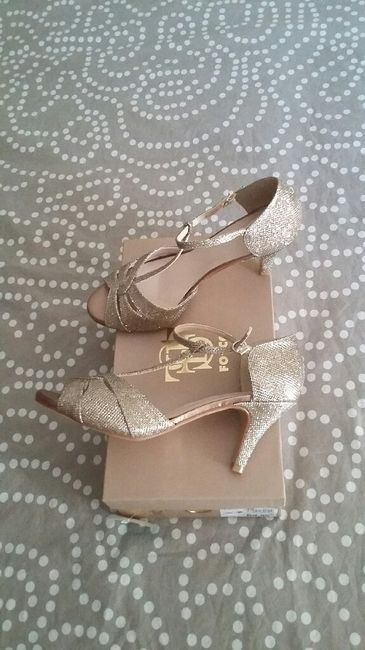 Zapatos no muy altos - 1
