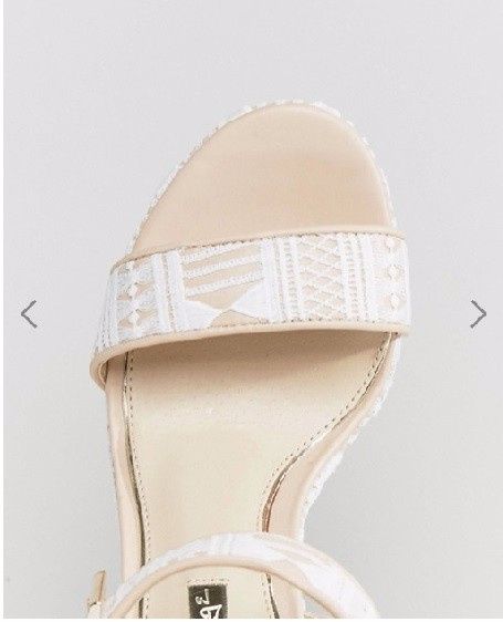 Sandalias 3 encaje