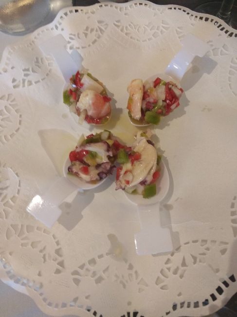 Cucharas de salpicon de marisco