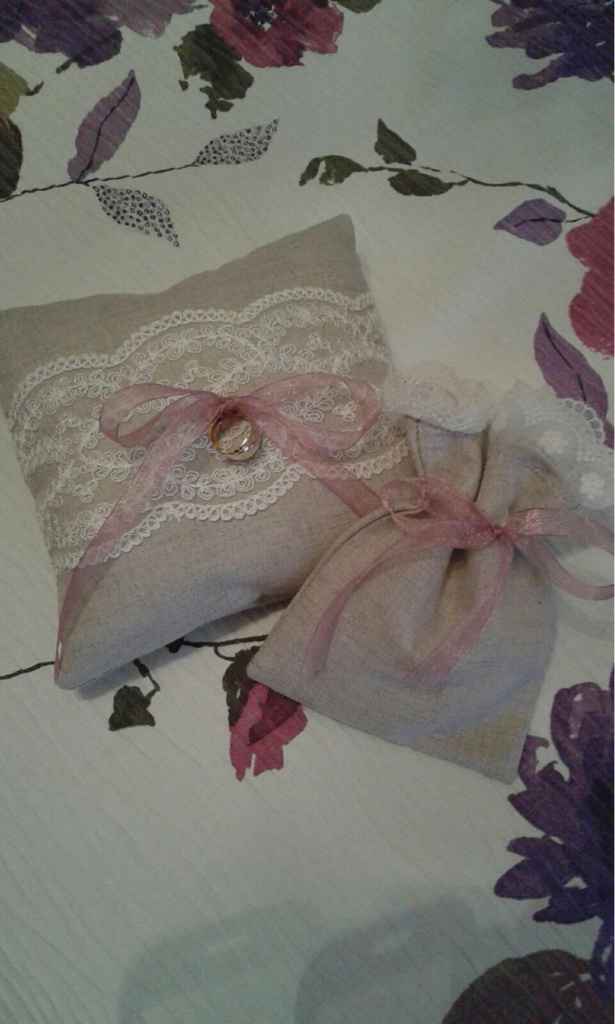 Ya tengo mi cojín y bolsa para las alianzas y arras!!! - 1