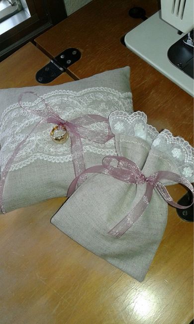Ya tengo mi cojín y bolsa para las alianzas y arras!!! - 2