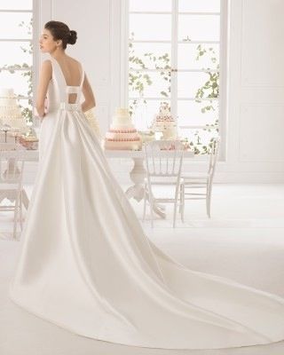 Tiendas y vestidos - 1