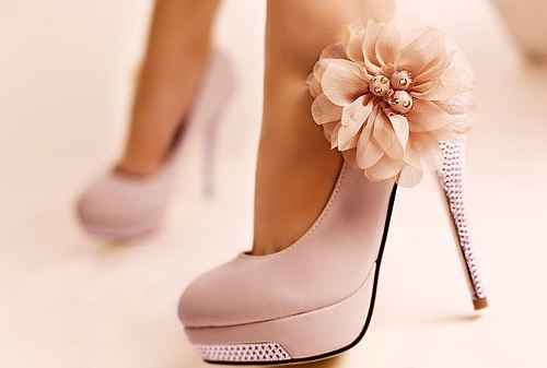 Chicas con zapatos rosa - 1