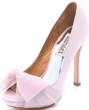 Chicas con zapatos rosa - 3