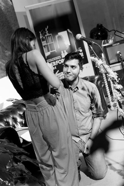 Marina y Alex. Historia de nuestra pedida🎸 2