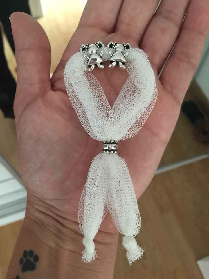  Pulsera con restos de vestido - 1