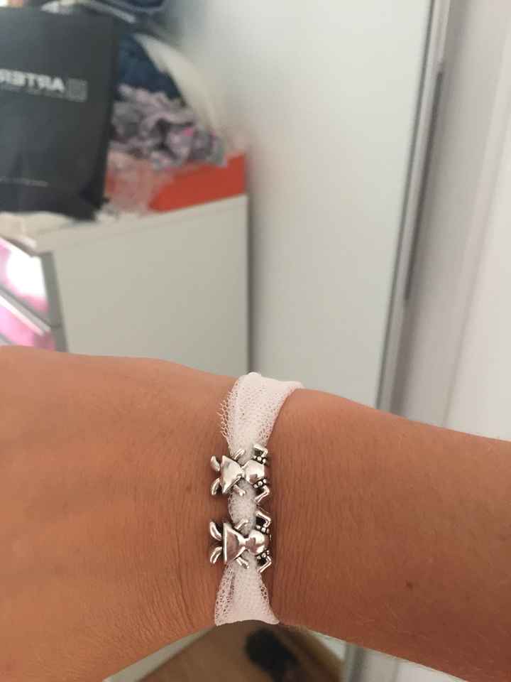  Pulsera con restos de vestido - 2