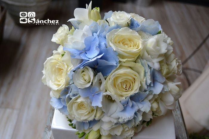 Ayuda!! elegir ramo novia azul - 1