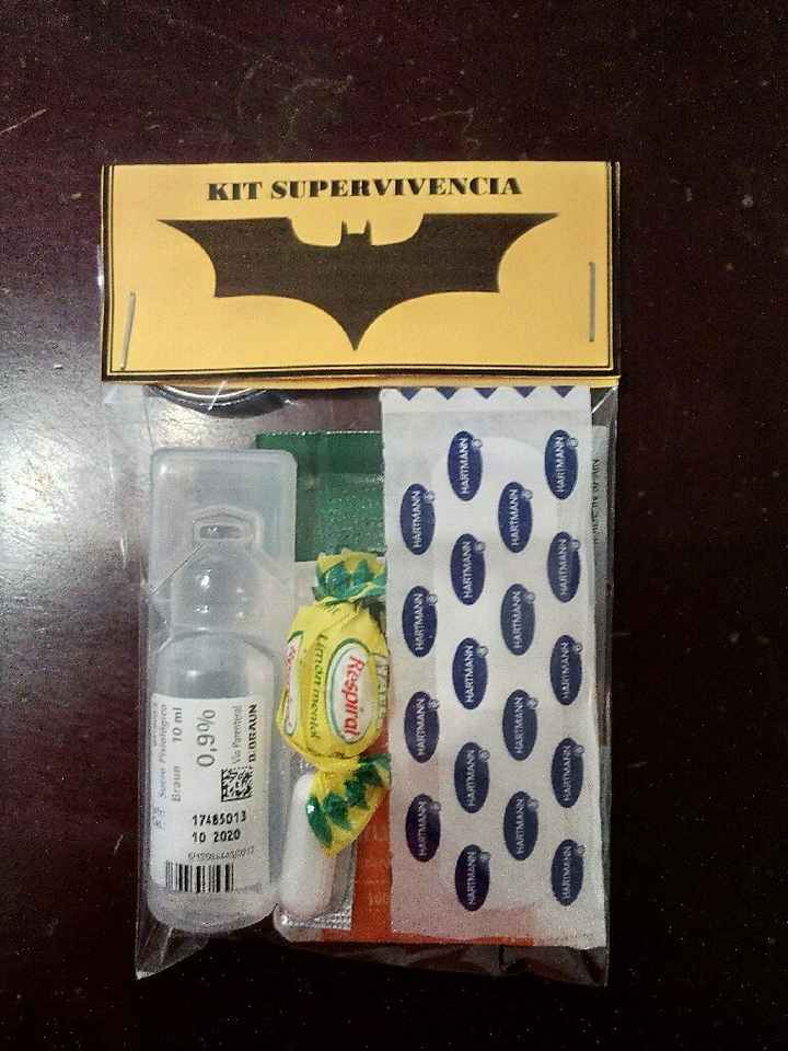 Kit supervivencia y chapas riquiñas - 3