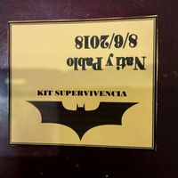 Kit supervivencia y chapas riquiñas - 1