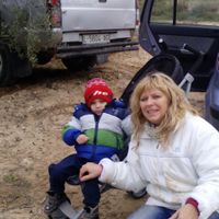 mi niño con uno de mis pilares mas valiosos mi madre!!!