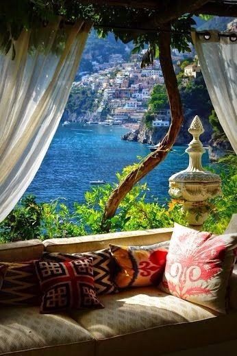 8. Italia 