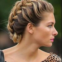 Recogidos bajos con trenza y despeinados - 1