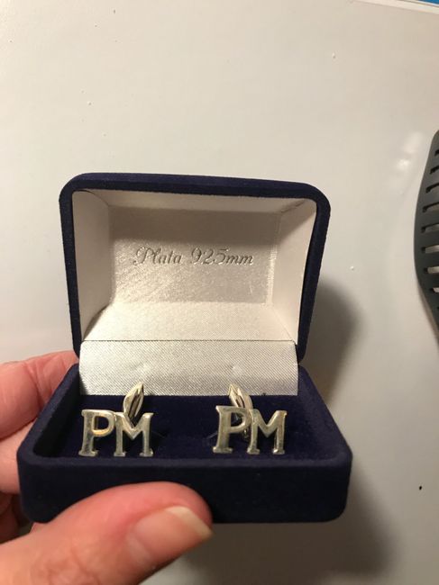  Le regalareis a vuestro chico algo el dia de la pedida'? Reloj o  gemelos para la boda, como lo vei